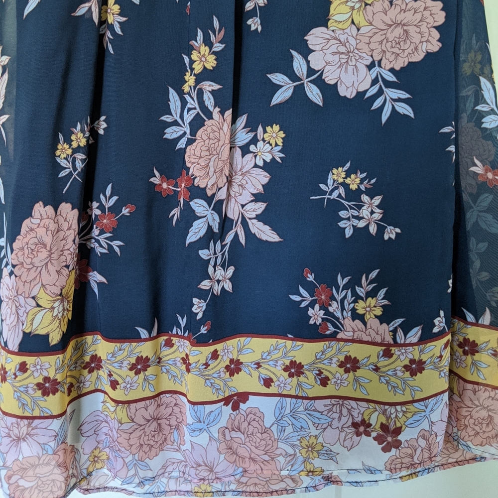 Halter Dress, size Small - Picture 9 of 9